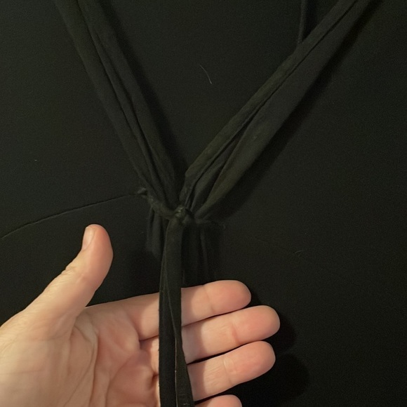 "GARNET Hill" Simple Black Dress- Size 12 - Picture 6 of 7